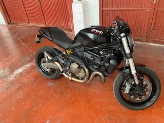 Ducati Monster 821 Dark
