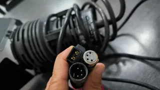 Foco sachtler 100w con D-TAP