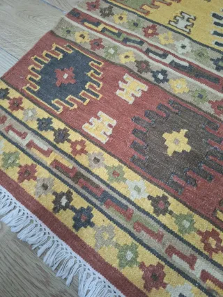 Alfombra de tela con diseño étnico