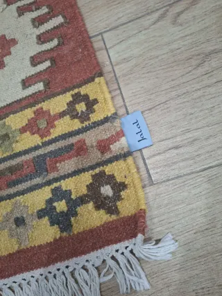 Alfombra de tela con diseño étnico