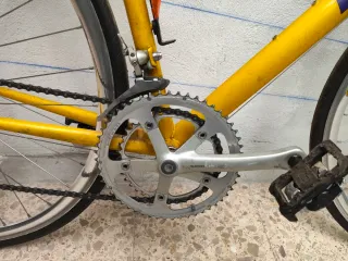 Bicicleta Bianchi Amarilla Retro llantas ares