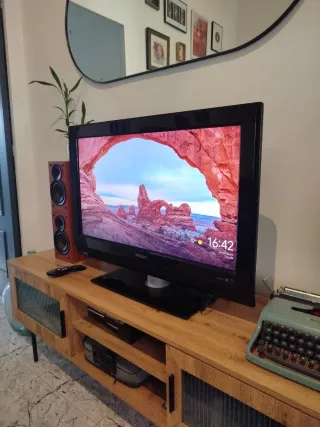 TV Philips 32" HD panorámico negro televisor