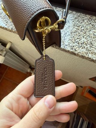 Mala Coach Castanho Dourado