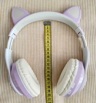 Auriculares bluetooth y luces LED