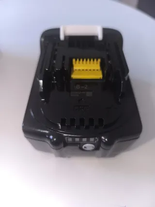 Batería Makita 18V 6.0Ah BL1860B