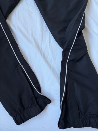 Chandal sportivo Lacoste nero e bianco