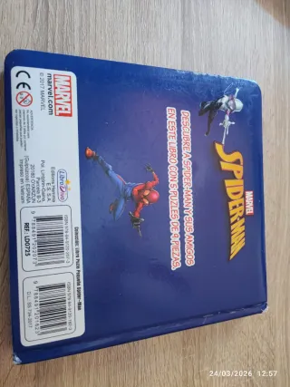 Libro puzzle Spiderman y amigos