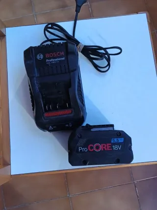 CARGADOR BOSCH Y BATERÍA BOSCH ProCORE 5,5 AH