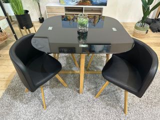 Mesa de cristal templado + 4 sillas