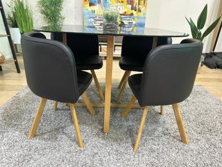 Mesa de cristal templado + 4 sillas