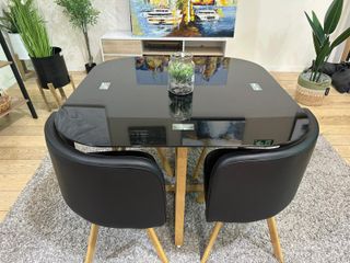 Mesa de cristal templado + 4 sillas