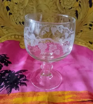 Platos y Copas de Diseño Variados