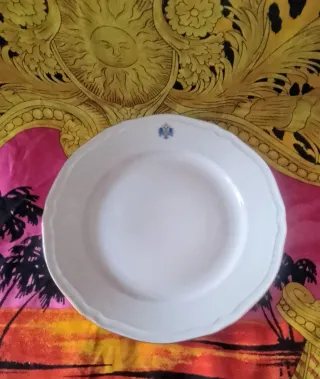Platos y Copas de Diseño Variados