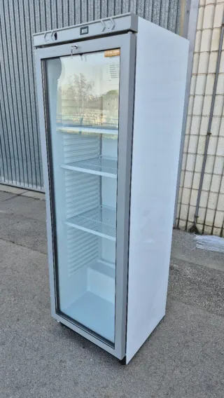 Nevera expositora cristal