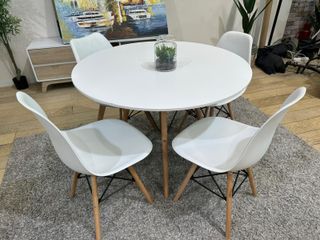 Mesa redonda de 100cm + 4 sillas