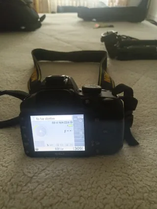 Cámara Nikon D3200 + Accesorios