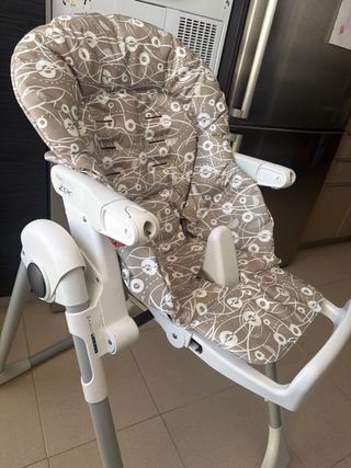 Trona bebé con cojín estampado