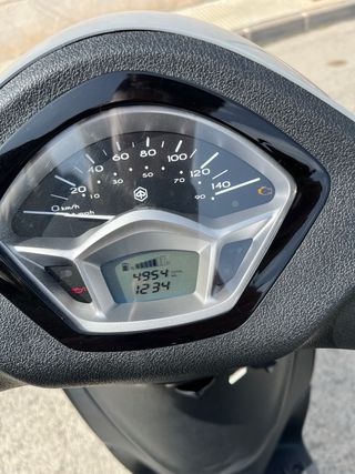 Piaggio Liberty 125 Gris Automática