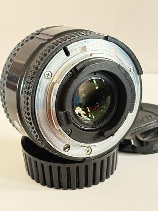 Objetivo Nikon AF NIKKOR 24mm 1:2.8 D