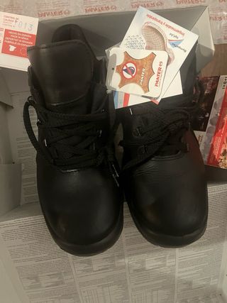 Zapatos seguridad Panter 46 punta de composite