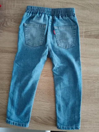Pantalón Levis 24 meses