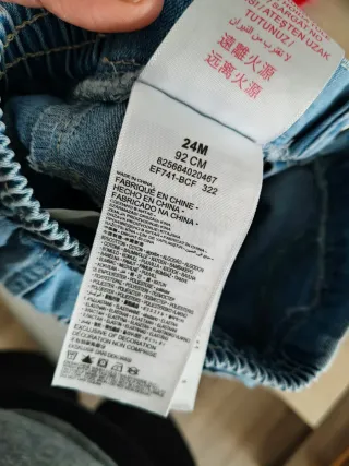 Pantalón Levis 24 meses