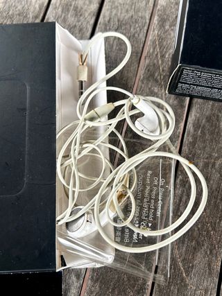 Apple iPod Classic 30GB A1136 5h Gen Bianco w/box