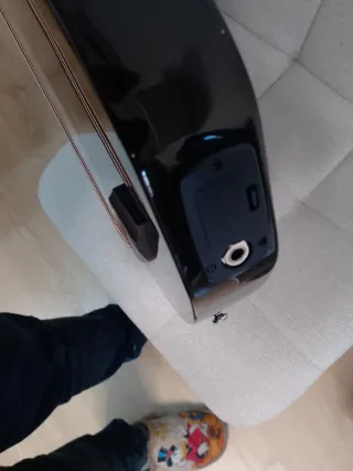 Bajo semiacuático electrico