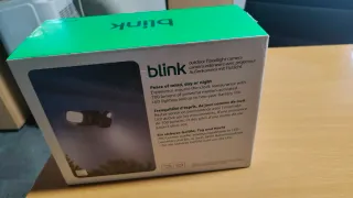 Cámara Blink Exterior con Focos LED 700 Lúmenes