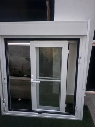 Ventanas aluminio Climalit con persiana
