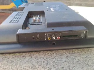 Televisor Toshiba  Negro 24" pulgadas