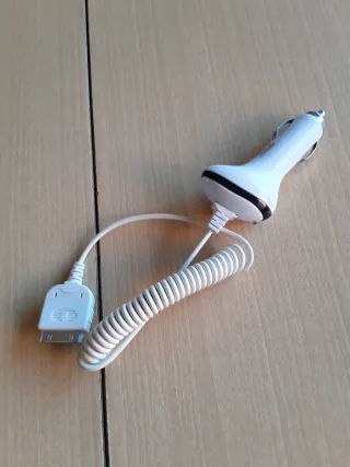 Cargador Coche iPhone 4
