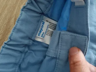 Pantalón corto Mayoral con tirantes