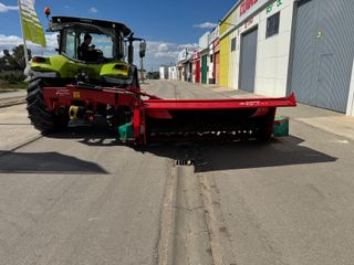 ¡¡OCASION!! Se vende Segadora Kverneland 3132 MT