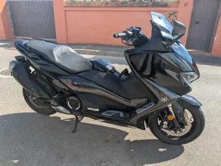Yamaha TMAX 530 Negra