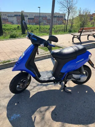 Piaggio Typhoon 50 (2t) Scooter - 2004