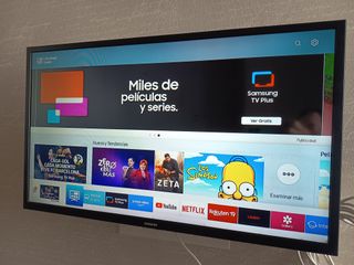 TV Samsung Smart TV 32 Negra