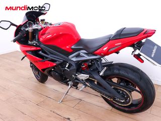 TRIUMPH DAYTONA 675 ABS