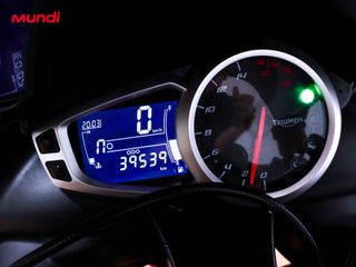 TRIUMPH DAYTONA 675 ABS