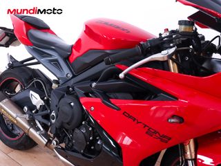 TRIUMPH DAYTONA 675 ABS