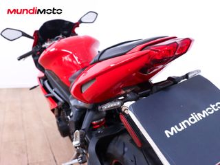 TRIUMPH DAYTONA 675 ABS