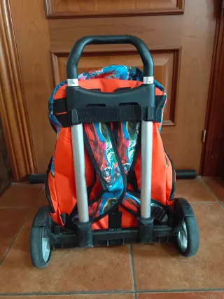 Mochila Marvel con Carrito