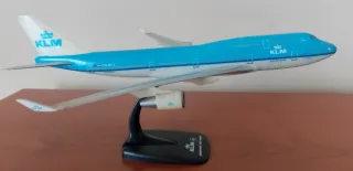 Boeing 747-400 PH-BFJ 1-250 manca motore