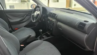 SEAT Leon 2003