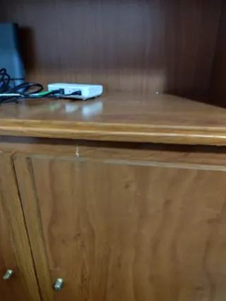 Mueble de comedor de madera