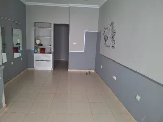 Dos 2 locales en alquiler en muy buena zona