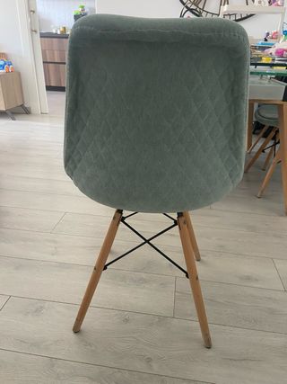 Sillas color menta tapizadas