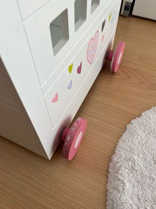 Carrito de madera para juguetes