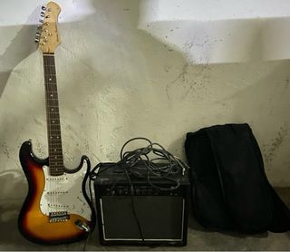 Guitarra Eléctrica + Amplificador + Funda