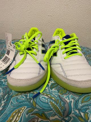Zapatillas Adidas Fútbol Blancas y Verdes